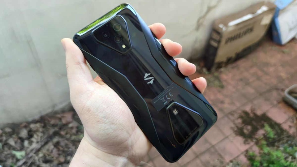 Sejumlah Kelebihan Xiaomi Black Shark 4 untuk Gaming Berat