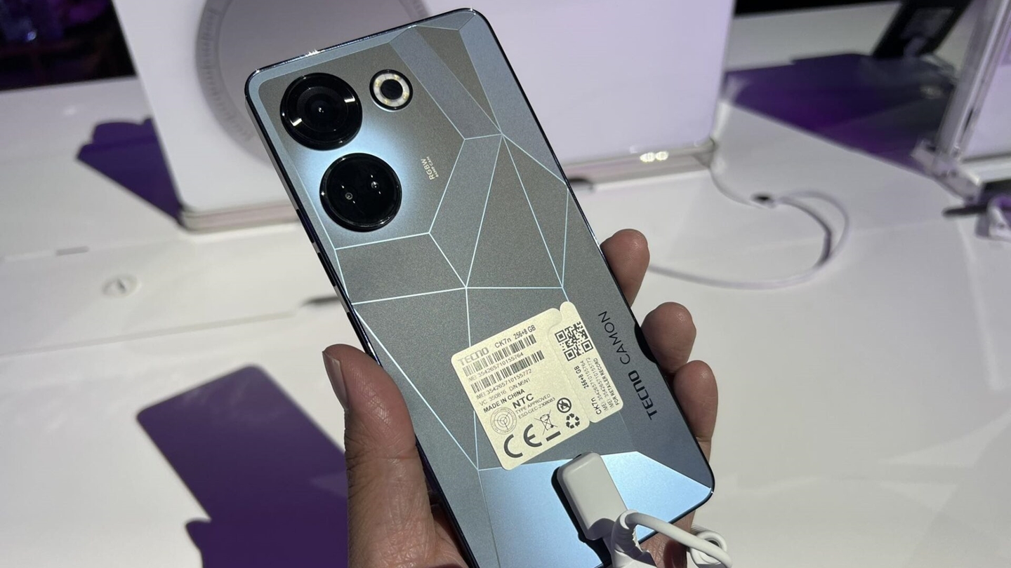 Spesifikasi Tecno Camon 20 Pro, Hadirkan Desain Ikonik Khas